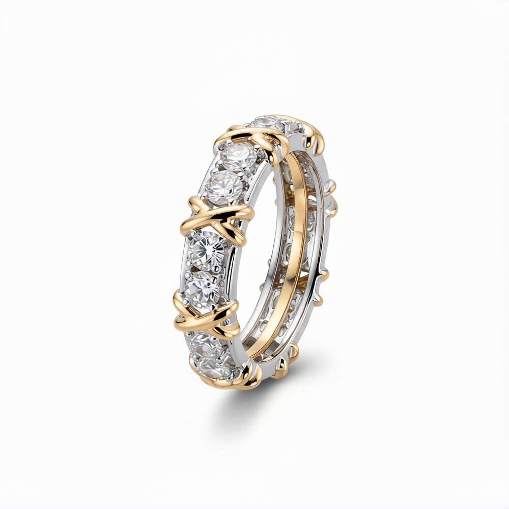 Lab-Grown Diamond Band Ring in 18K Gold
