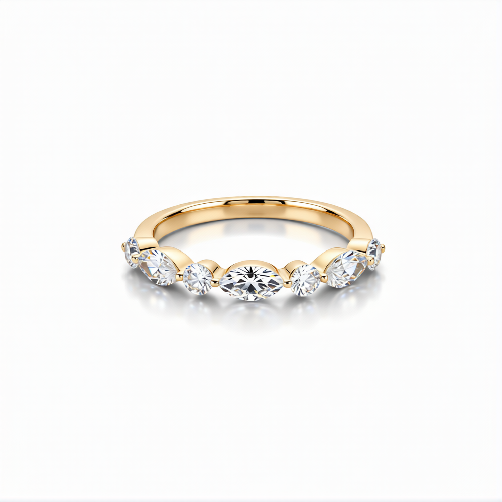 Lab-Grown Diamond Band Ring in 18K Gold