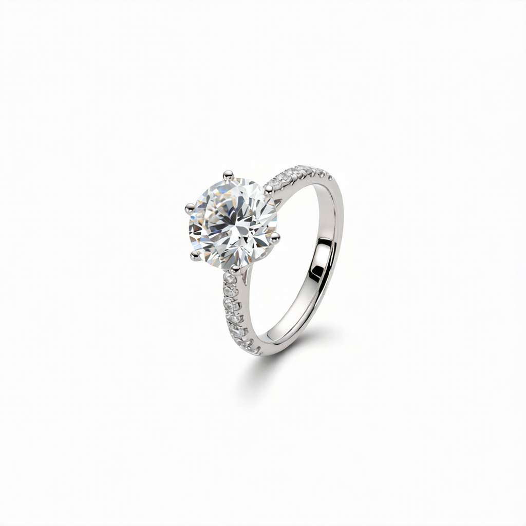 Round Cut Lab-Grown Diamond Ring in 18K Gold